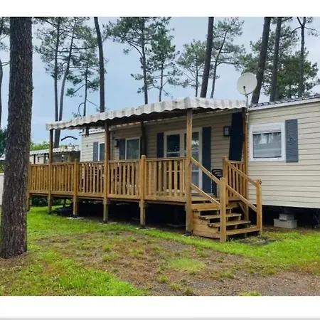 Campsite Sbvacances Entierement Equipe Et Tout Confort Grand 2Ch Avec Suite Parentale Et 2 Sdb Dans Camping 4 Etoiles Saint-Julien-en-Born