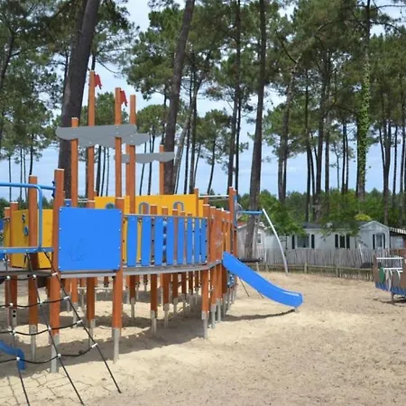 Sbvacances Entierement Equipe Et Tout Confort Grand 2Ch Avec Suite Parentale Et 2 Sdb Dans Camping 4 Etoiles Campsite