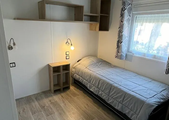 营地 Sbvacances Entierement Equipe Et Confort Grand 2ch Avec Parentale Et 2 Sdb Dans 4 Etoiles